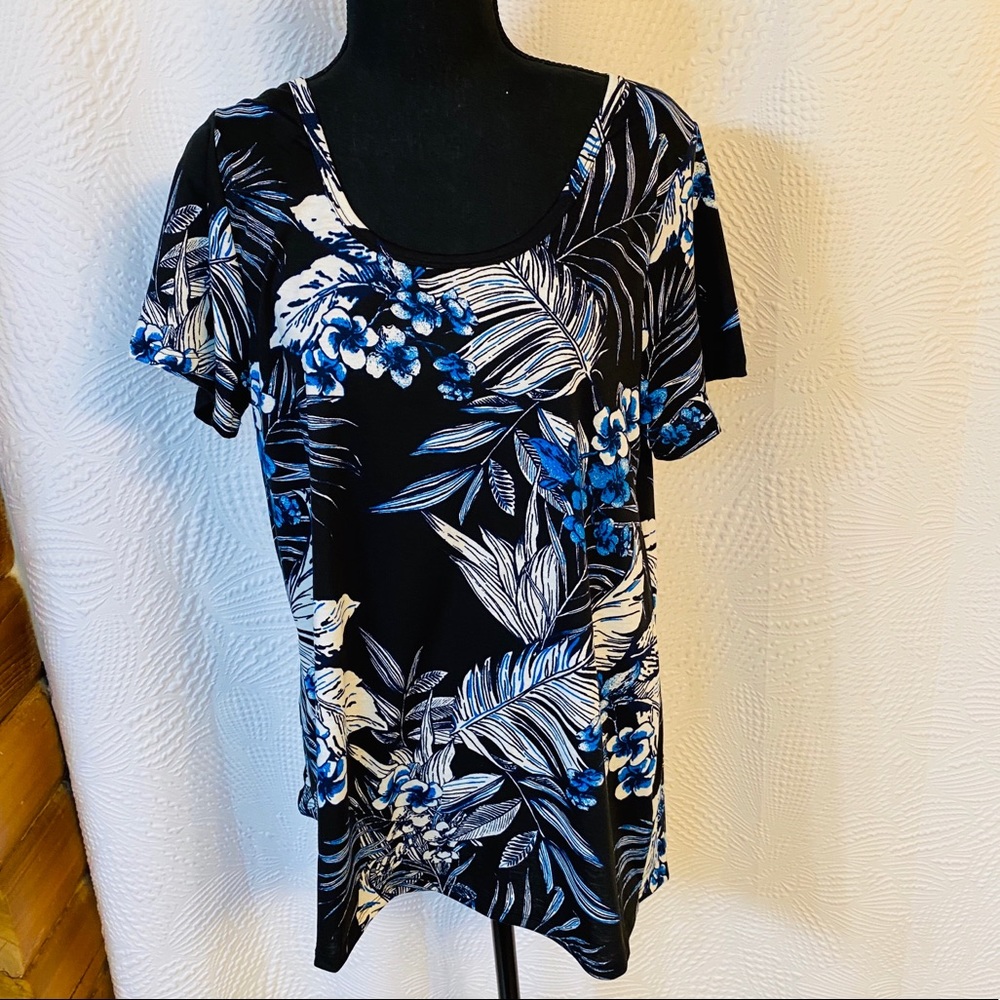 Lularoe Classic T